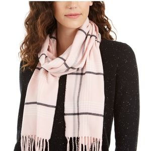 Calvin Klein Modern Plaid Light Pink Woven Scarf
